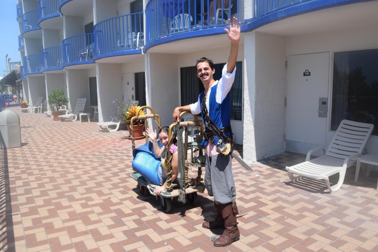 Days Inn By Wyndham Panama City Beach/Ocean Front מראה חיצוני תמונה