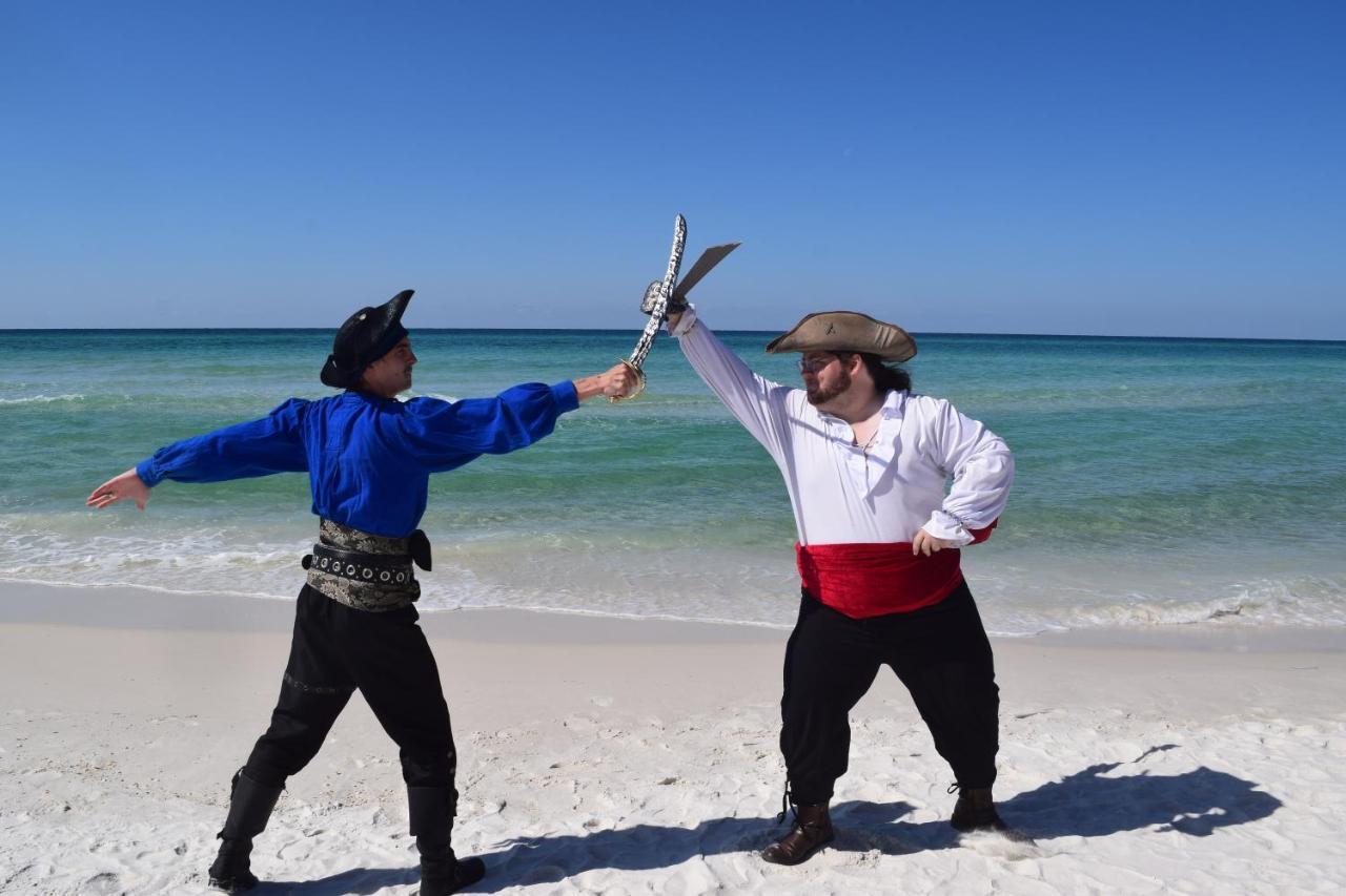 Days Inn By Wyndham Panama City Beach/Ocean Front מראה חיצוני תמונה