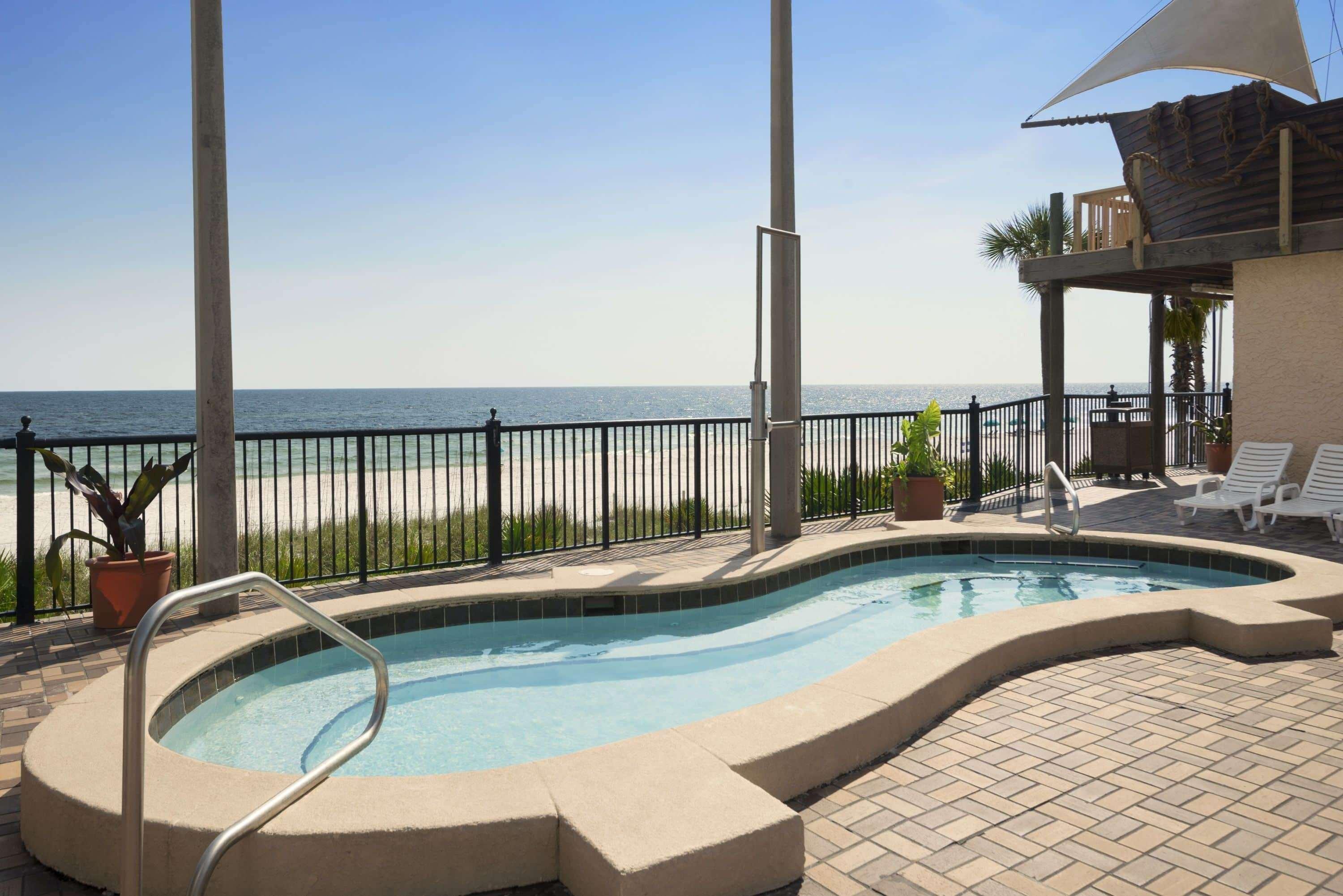 Days Inn By Wyndham Panama City Beach/Ocean Front מראה חיצוני תמונה